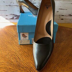 Fluevog Black Calf Desmond Heels